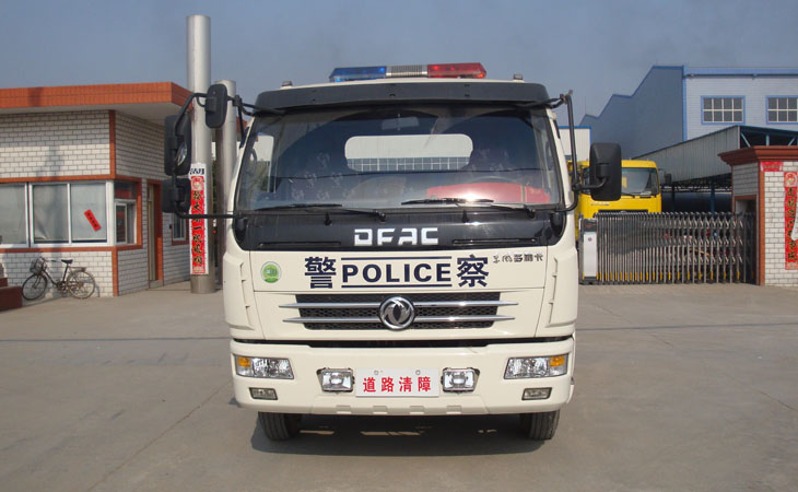 東風(fēng)多利卡清障車(chē)