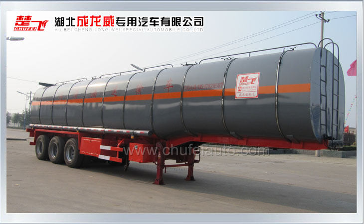 10.5米潤滑油運輸半掛車