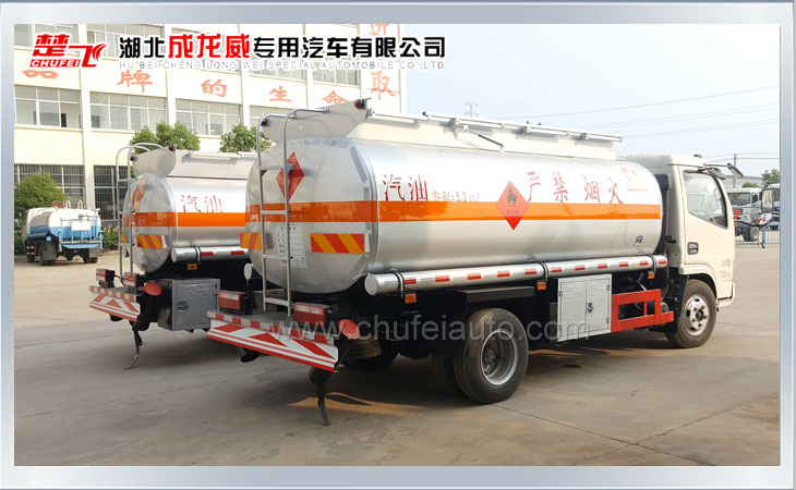 東風多利卡5噸加油車（國五）