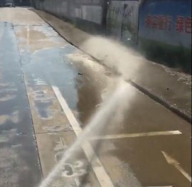 今日推薦產(chǎn)品-東風D9灑水車國五排放標準11.7立方