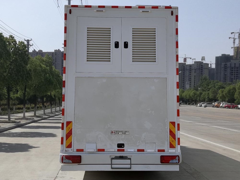 德國(guó)曼電視車